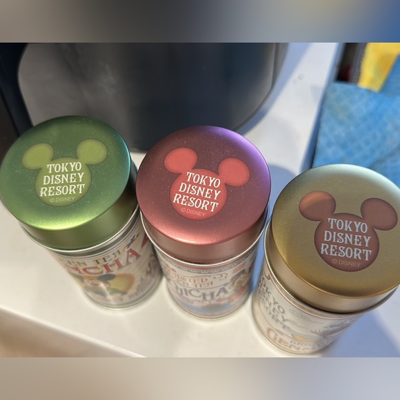 Tokyo Disneyland Empty Tea Containers - Picture 3 of 5